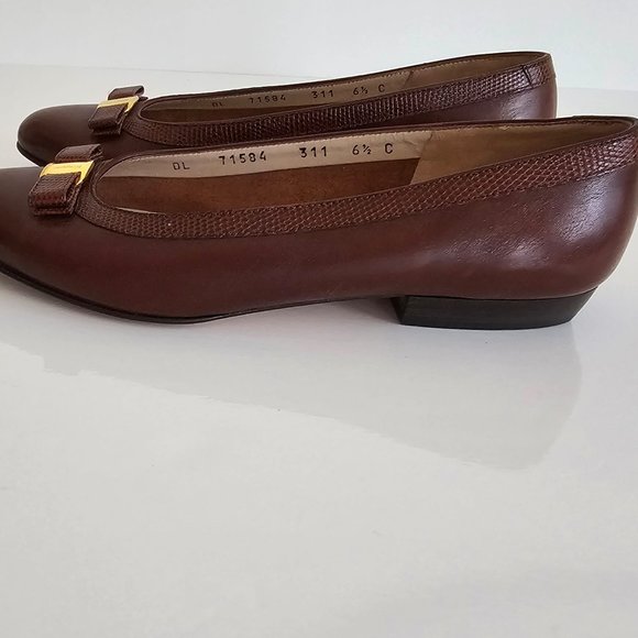 FERRAGAMO SHOES -LOW HEEL - AUTHENTIC! VINTAGE! - Picture 10 of 15